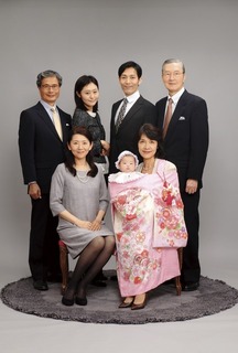 お宮参り用家族イメージ02.jpg
