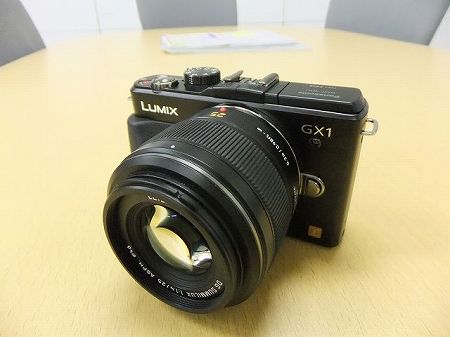 【LUMIX GX1 ｴｽﾌﾟﾘﾌﾞﾗｯｸ＋25mmF1.4ﾚﾝｽﾞｾｯﾄ】